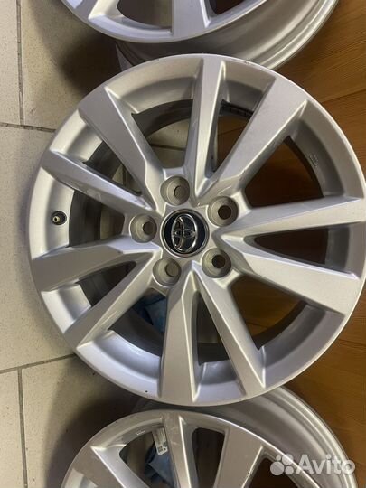 Литые диски r16 на toyota camry оригинал