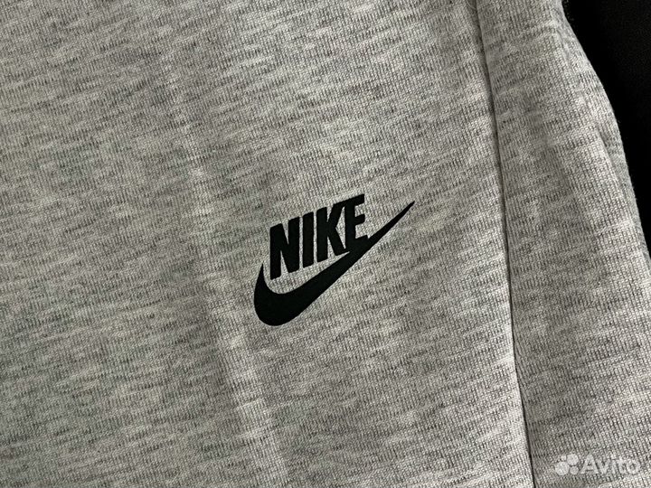 Штаны Nike Tech Fleece