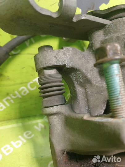 Суппорт задний правый Mazda 3 Bm