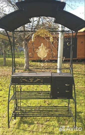 Мангал с крышей