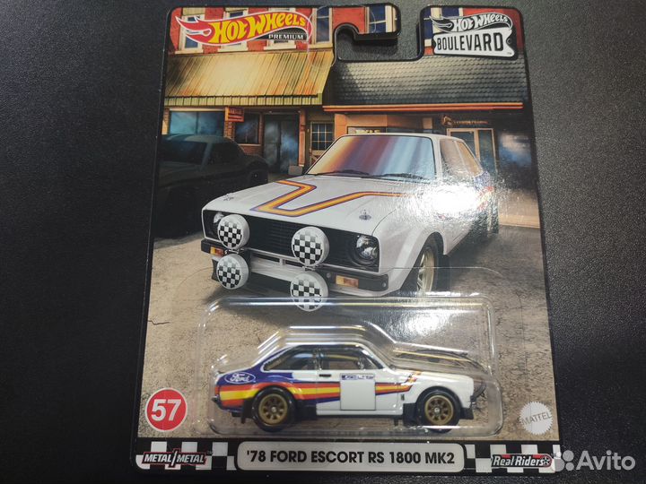 Hot Wheels Premium Boulevard 2022 года Mix №4