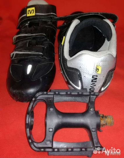 Велотуфли.Аксессуары для велосипеда