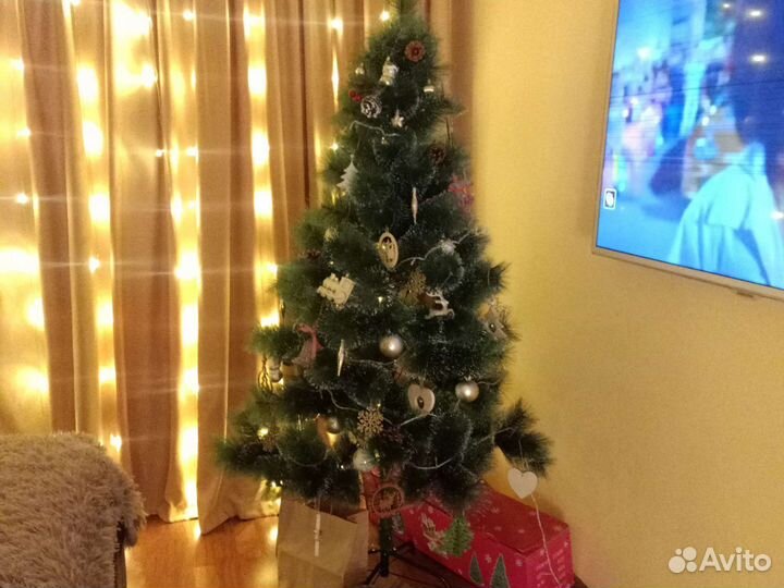 Ёлка искусственная, сосна, гирлянды
