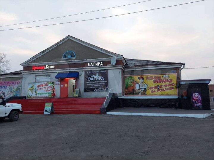 Торговая площадь, 180 м²