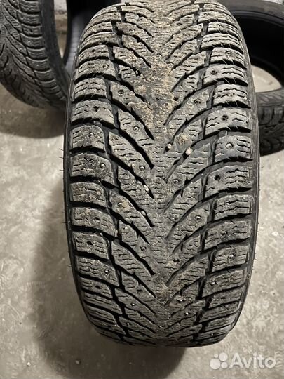 Nokian Tyres Hakkapeliitta 9 225/50 R17 98T