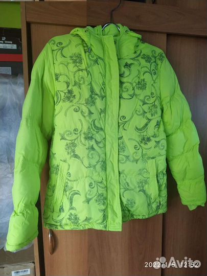 Пуховик зимний женский