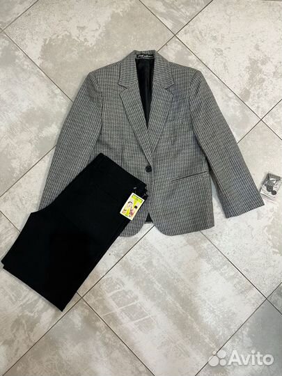 Пиджак для мальчика с брюками