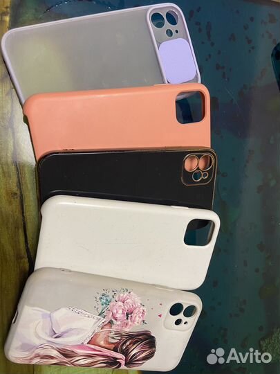 Чехол на iPhone 11