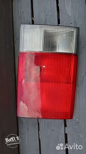 Фонарь внутрнний новый Hella Ауди 100 С4 45 Audi C