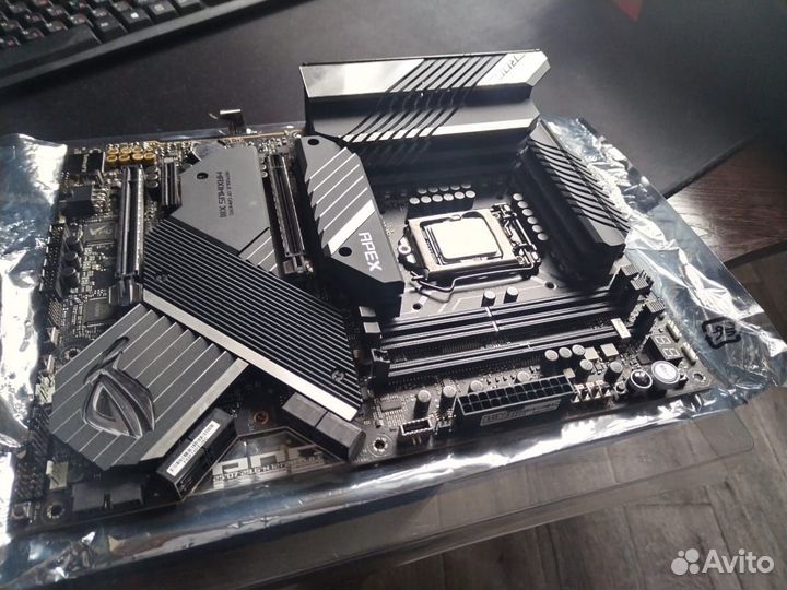 Материнская плата с процессором z590 maximus apex