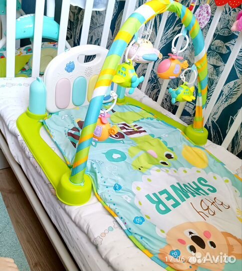 Детский игровой коврик с пианино