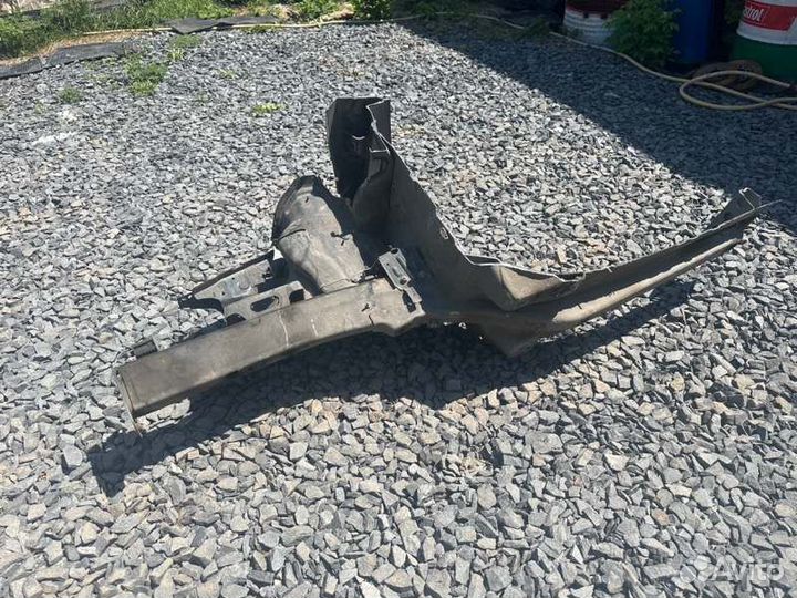 Четверть (лонжерон) передняя правая Volkswagen