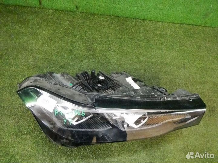 Фара правая BMW X7