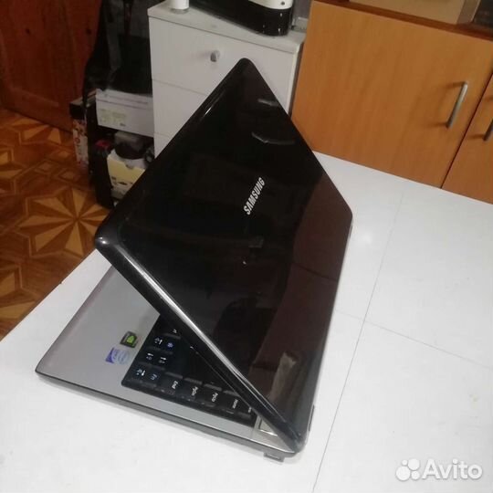 Samsung R460