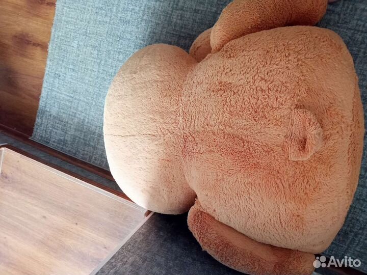 Плюшевый медведь