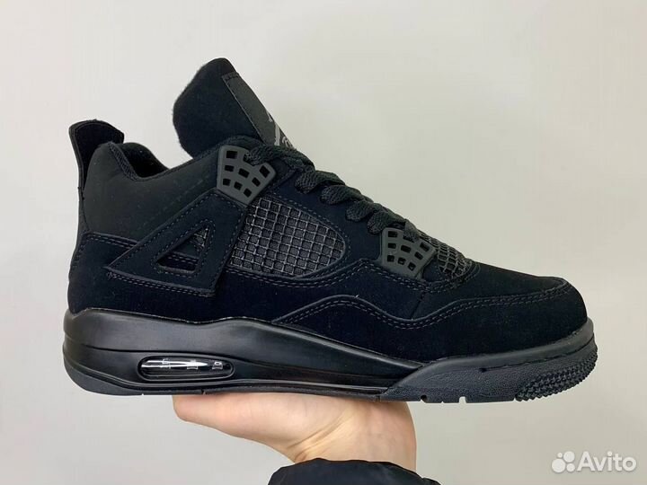 Зимние кроссовки Nike Air Jordan 4