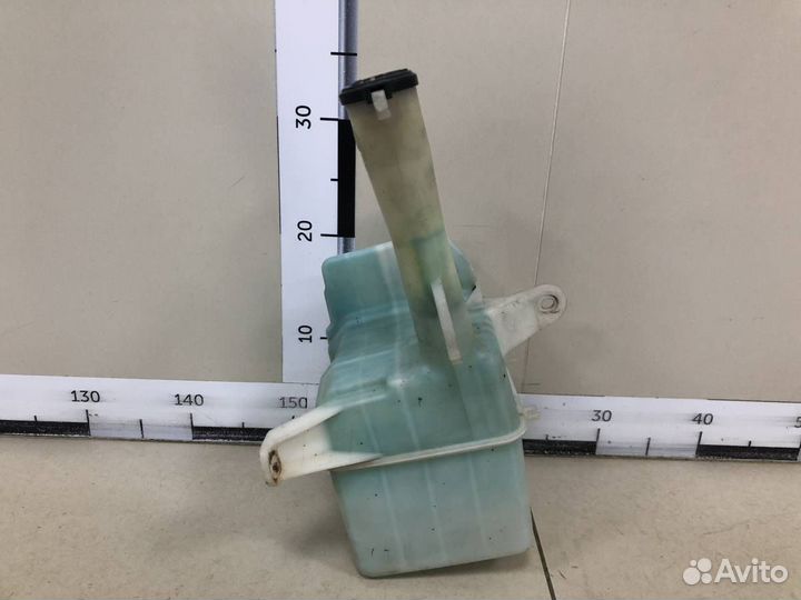 Бачок омывателя лобового стекла Toyota Corolla E12