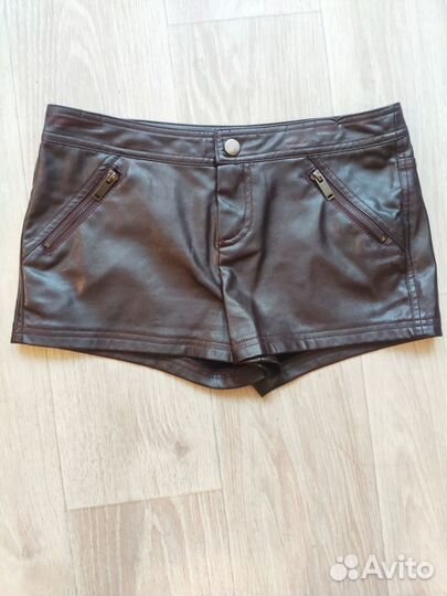 Шорты из экокожи размер XS