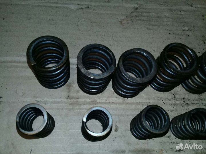 Пружина клапана 2.3 Volkswagen Passat B5