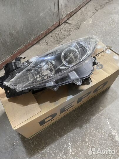 Фара левая mazda 3 bm
