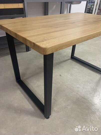 Стол в стиле лофт