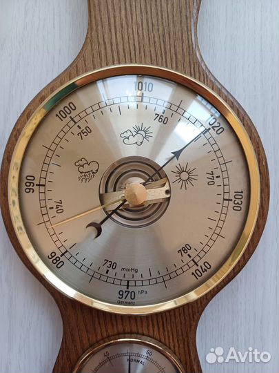 Метеостанция настенная барометр
