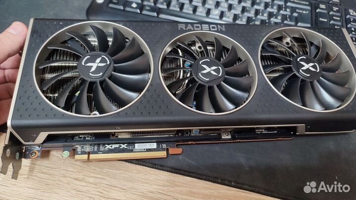 XFX RX6800