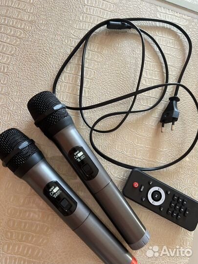 Колонка с караоке