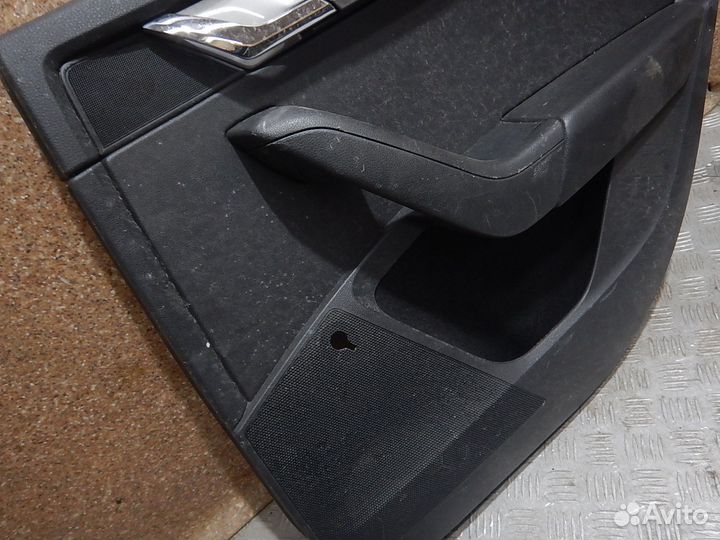 Обшивка двери задней правой, Skoda (Шкода) -octavi