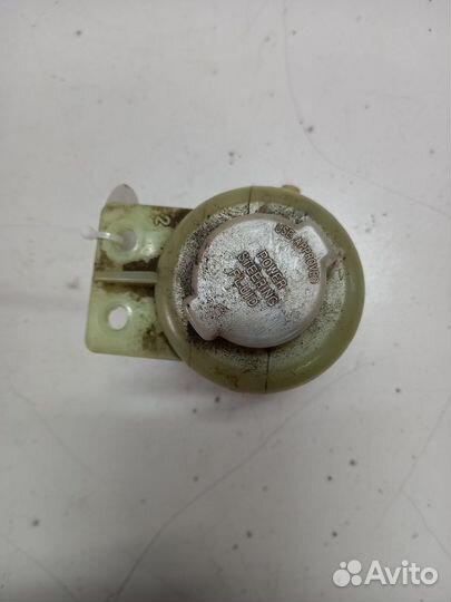 Mitsubishi Outlander ll бачок гидроусилителя