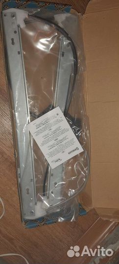 Передний правый тросик стеклоподьёмника tuareg