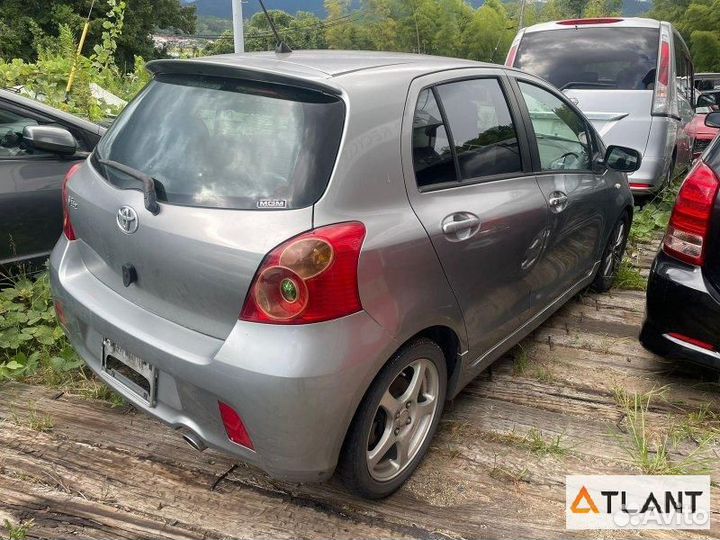 Ступица передняя правая toyota vitz