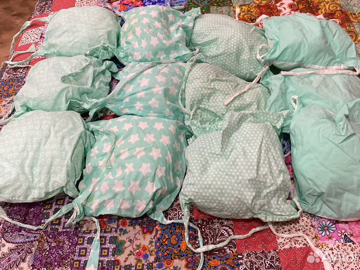 Бортики в кроватку