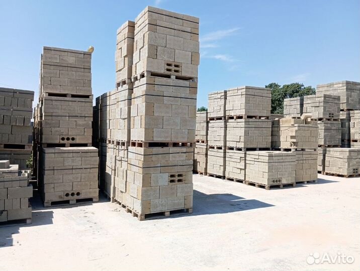 Блок строительный отсевно-керамзитовый