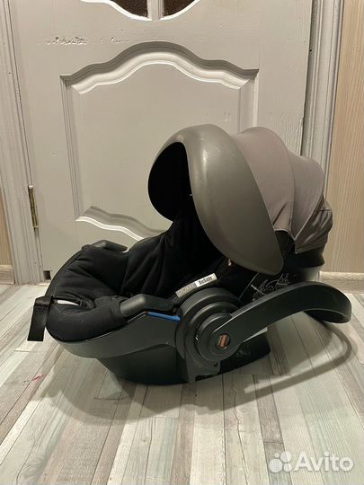 Автолюлька stokke besafe izi go