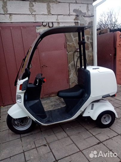 Скутер Honda Gyro Canopy