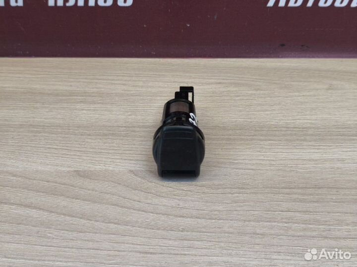 Розетка LADA X-Ray Cross