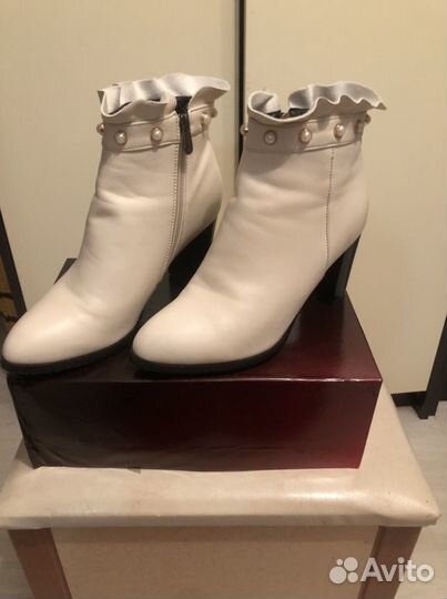 Обувь женская 39 размер