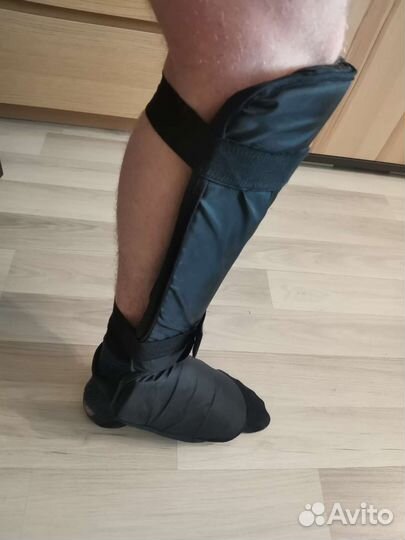 Защита для ног единоборства