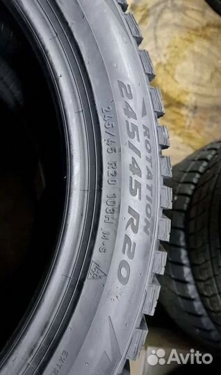 Pirelli Scorpion Ice Zero 2 245/45 R20 103H