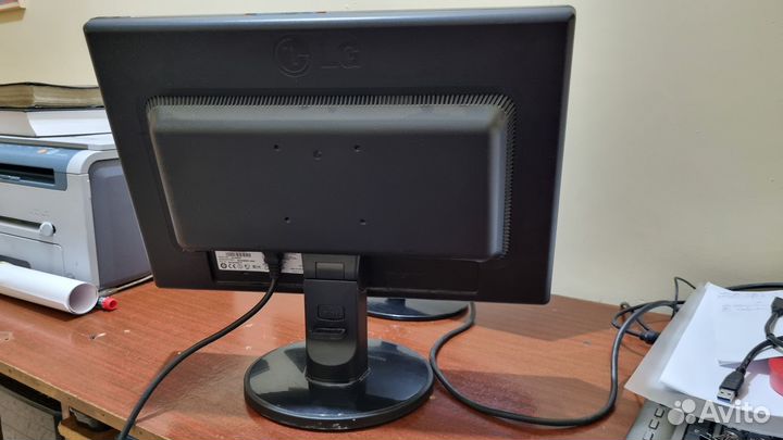 Монитор для компьютера LG