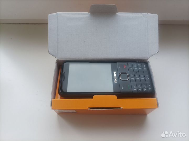 Philips Xenium E335