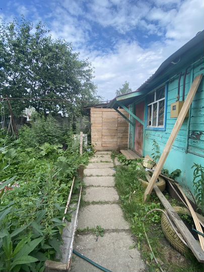 Дом 42 м² на участке 2 сот.