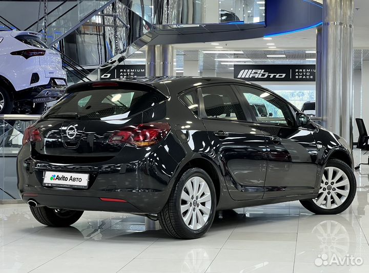 Opel Astra 1.6 AT, 2011, 164 000 км