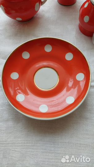 Сервиз горох на красном, остатки
