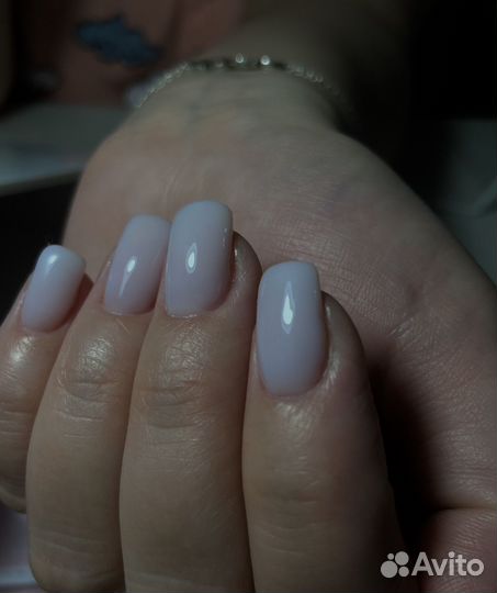 Нужна модель на маникюр