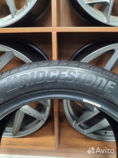 Bridgestone Turanza T005 245/45 R18 100Y