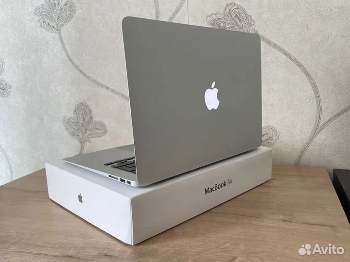 MacBook Air 13 2017 Core i5