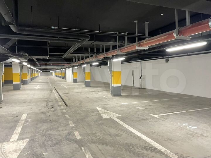 Машиноместо, 14 м²