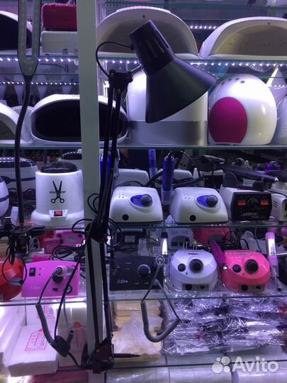 Настольная Лампа для мастеров маникюра. Новая